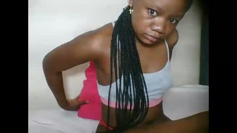 Snapshot of hotjeylee chatting on October 2025 09:15:01 PM LOYCE online show from October 2025 09:15:01 PM