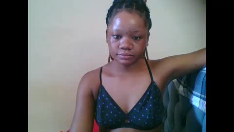 Snapshot of hotjeylee chatting on November 2025 07:28:01 AM LOYCE online show from November 2025 07:28:01 AM