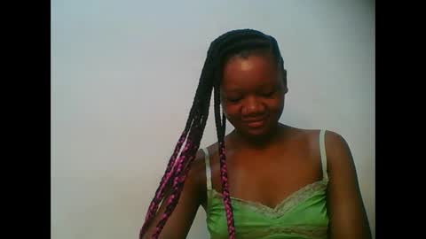 Snapshot of hotjeylee chatting on November 2025 02:00:02 AM LOYCE online show from November 2025 02:00:02 AM