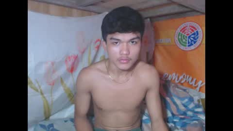 Snapshot of hotking_cummer chatting on October 2025 05:33:01 AM hotking_cummer online show from October 2025 05:33:01 AM