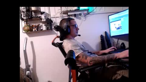 Snapshot of hotkinkytat chatting on December 2024 05:29:02 AM hotkinkytat online show from December 2024 05:29:02 AM