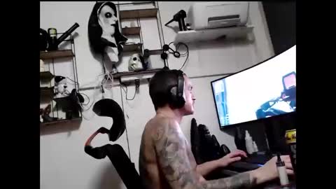 Snapshot of hotkinkytat chatting on January 2025 04:07:01 AM hotkinkytat online show from January 2025 04:07:01 AM