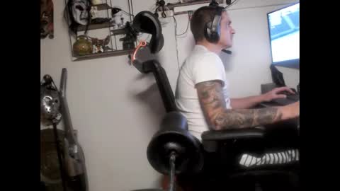 Snapshot of hotkinkytat chatting on February 2025 01:43:02 AM hotkinkytat online show from February 2025 01:43:02 AM