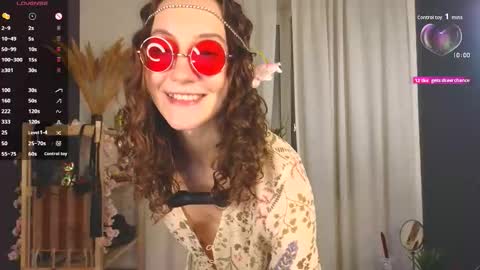 Allison  online show from December 2025 06:35:02 PM