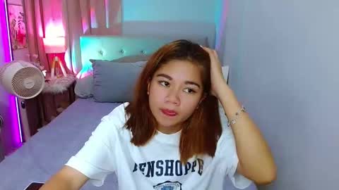 Snapshot of hotlayla_ chatting on December 2024 07:10:01 AM Layla online show from December 2024 07:10:01 AM