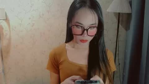 Snapshot of hotlegsxandra chatting on November 2025 09:32:02 AM XANDRA online show from November 2025 09:32:02 AM