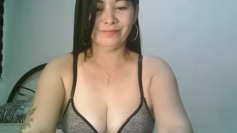 hotmamajen4u online show from March 2026 01:34:01 AM