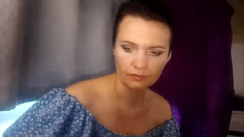 hotmamaqueen234 online show from August 2026 10:18:01 AM