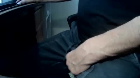 Snapshot of hotmassage50 chatting on October 2025 11:49:02 AM hotmassage50 online show from October 2025 11:49:02 AM