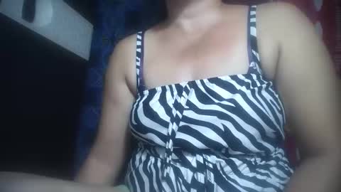 Snapshot of hotmatureladyxxx chatting on November 2025 01:38:02 AM hotmatureladyxxx online show from November 2025 01:38:02 AM