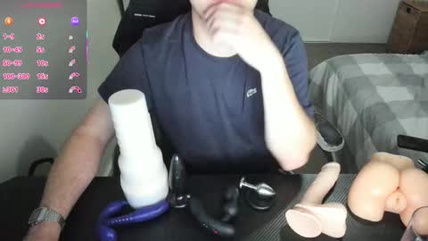 Snapshot of hotmelbguy20 chatting on September 2025 01:24:02 PM Cum and play X online show from September 2025 01:24:02 PM