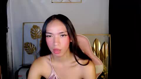 HI its me youre lovely MICHAELA  online show from April 2026 07:00:01 AM