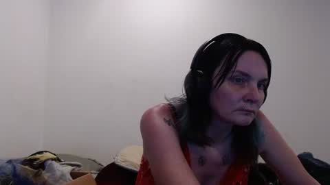 Snapshot of hotmodel1984 chatting on June 2026 02:01:02 AM hotmodel1984 online show from June 2026 02:01:02 AM