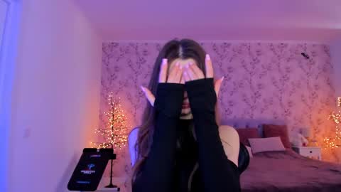 hotmolly_ online show from April 2026 09:46:01 AM