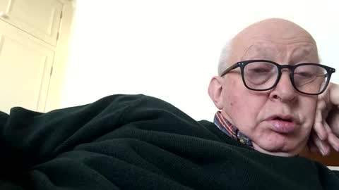 Snapshot of hotmuff99 chatting on January 2025 12:52:01 PM hotmuff99 online show from January 2025 12:52:01 PM