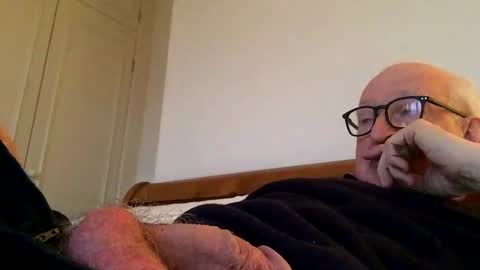 Snapshot of hotmuff99 chatting on February 2025 04:54:01 PM hotmuff99 online show from February 2025 04:54:01 PM