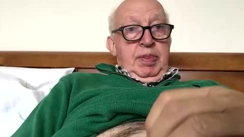 Snapshot of hotmuff99 chatting on October 2025 02:51:02 PM hotmuff99 online show from October 2025 02:51:02 PM