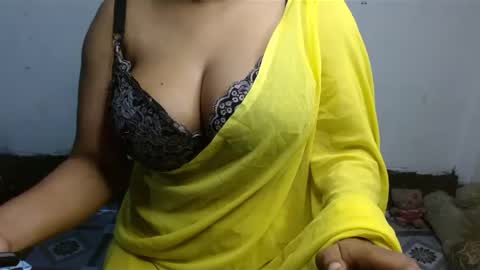 Snapshot of hotmuskan21 chatting on January 2025 05:38:02 PM Muskan online show from January 2025 05:38:02 PM