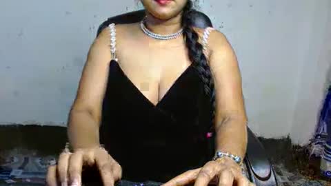 Snapshot of hotmuskan21 chatting on March 2025 07:05:02 PM Muskan online show from March 2025 07:05:02 PM