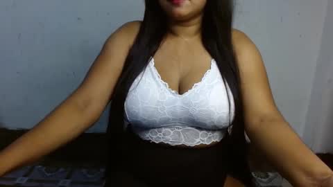 Snapshot of hotmuskan21 chatting on October 2025 06:39:01 PM Muskan online show from October 2025 06:39:01 PM