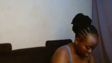 Snapshot of hotnelli chatting on November 2025 06:19:01 AM Rose online show from November 2025 06:19:01 AM