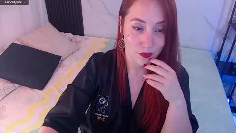 Snapshot of hotpawgmilf chatting on December 2024 02:49:02 AM Sussy Bloom online show from December 2024 02:49:02 AM