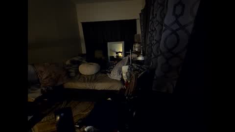 Snapshot of hotrox6942 chatting on December 2025 10:00:01 AM hotrox6942 online show from December 2025 10:00:01 AM