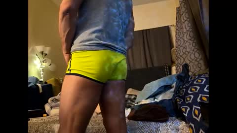 Snapshot of hotrox6942 chatting on February 2026 06:06:01 AM hotrox6942 online show from February 2026 06:06:01 AM