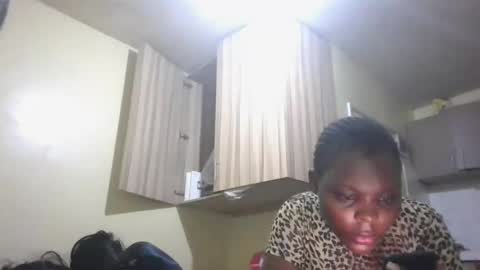 Snapshot of hotrozina chatting on October 2025 08:15:02 PM hotrozina online show from October 2025 08:15:02 PM