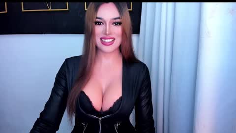 Snapshot of hotstellacumxxx chatting on March 2026 08:04:01 PM STELLA online show from March 2026 08:04:01 PM