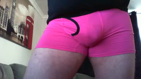 Snapshot of hotstrip22 chatting on October 2025 09:41:01 AM Mark online show from October 2025 09:41:01 AM