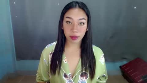 Snapshot of hott_cumforyou chatting on February 2025 02:43:02 PM jelaigrande online show from February 2025 02:43:02 PM
