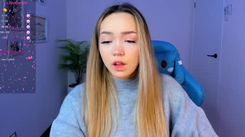 hello Im Eva online show from January 2025 01:56:01 AM