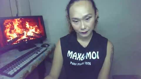 Snapshot of hottestkera69 chatting on October 2025 01:17:02 AM kera online show from October 2025 01:17:02 AM