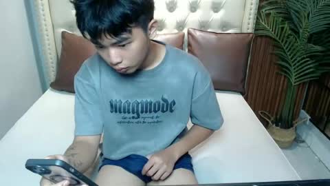 hottestloues online show from June 2026 01:30:01 AM