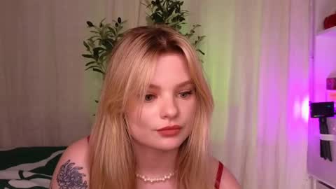 Snapshot of hottie_jane chatting on March 2025 08:33:02 PM Jane online show from March 2025 08:33:02 PM