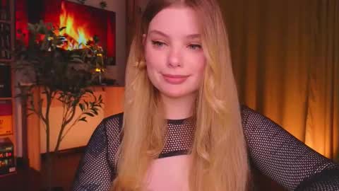 Snapshot of hottie_jane chatting on October 2025 07:12:01 PM Jane online show from October 2025 07:12:01 PM