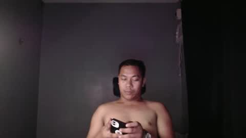 hottie_kyle69 online show from April 2026 11:05:02 AM