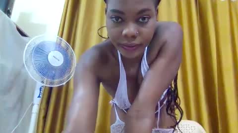 Snapshot of hottie_mammy chatting on January 2026 12:43:01 PM hottie_mammy online show from January 2026 12:43:01 PM