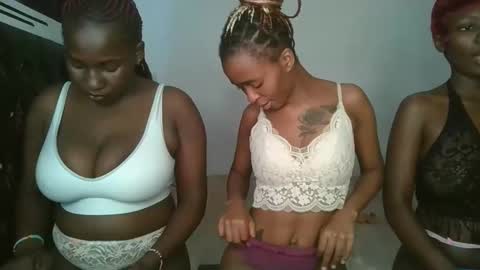 hottie_mistie online show from April 2026 08:23:02 AM