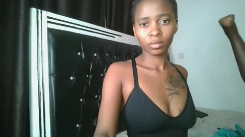 hottie_mistie online show from April 2026 10:26:02 PM