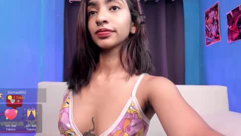 Snapshot of hottie_veronica chatting on February 2026 11:21:02 PM Veronica independent model online show from February 2026 11:21:02 PM
