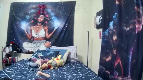 Snapshot of hottiefreckles chatting on January 2025 06:05:01 AM Tokyodagoddess online show from January 2025 06:05:01 AM
