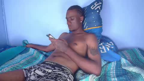 Snapshot of hottiekingny chatting on September 2025 12:45:02 AM independent Model online show from September 2025 12:45:02 AM
