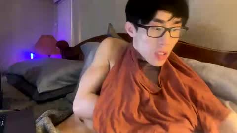 hottiewithabody101 online show from May 2026 01:30:02 PM
