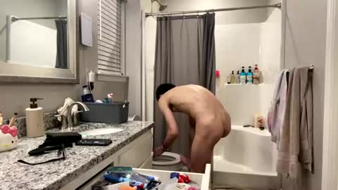 hottiewithabody101 online show from June 2026 12:43:02 AM