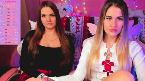 Snapshot of hotty_girls_here chatting on February 2025 05:58:01 AM Ivanna and Jessica online show from February 2025 05:58:01 AM