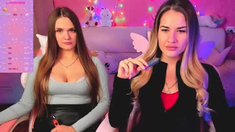 Snapshot of hotty_girls_here chatting on February 2025 01:10:02 PM Ivanna and Jessica online show from February 2025 01:10:02 PM