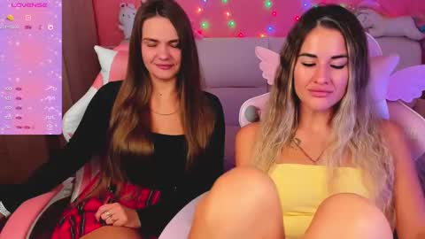 Snapshot of hotty_girls_here chatting on September 2025 06:15:02 AM Ivanna and Jessica online show from September 2025 06:15:02 AM