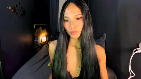Hi i am Jane half vietnamese and half pinay and would like to meet good person here XOXO online show from June 2026 12:32:02 AM